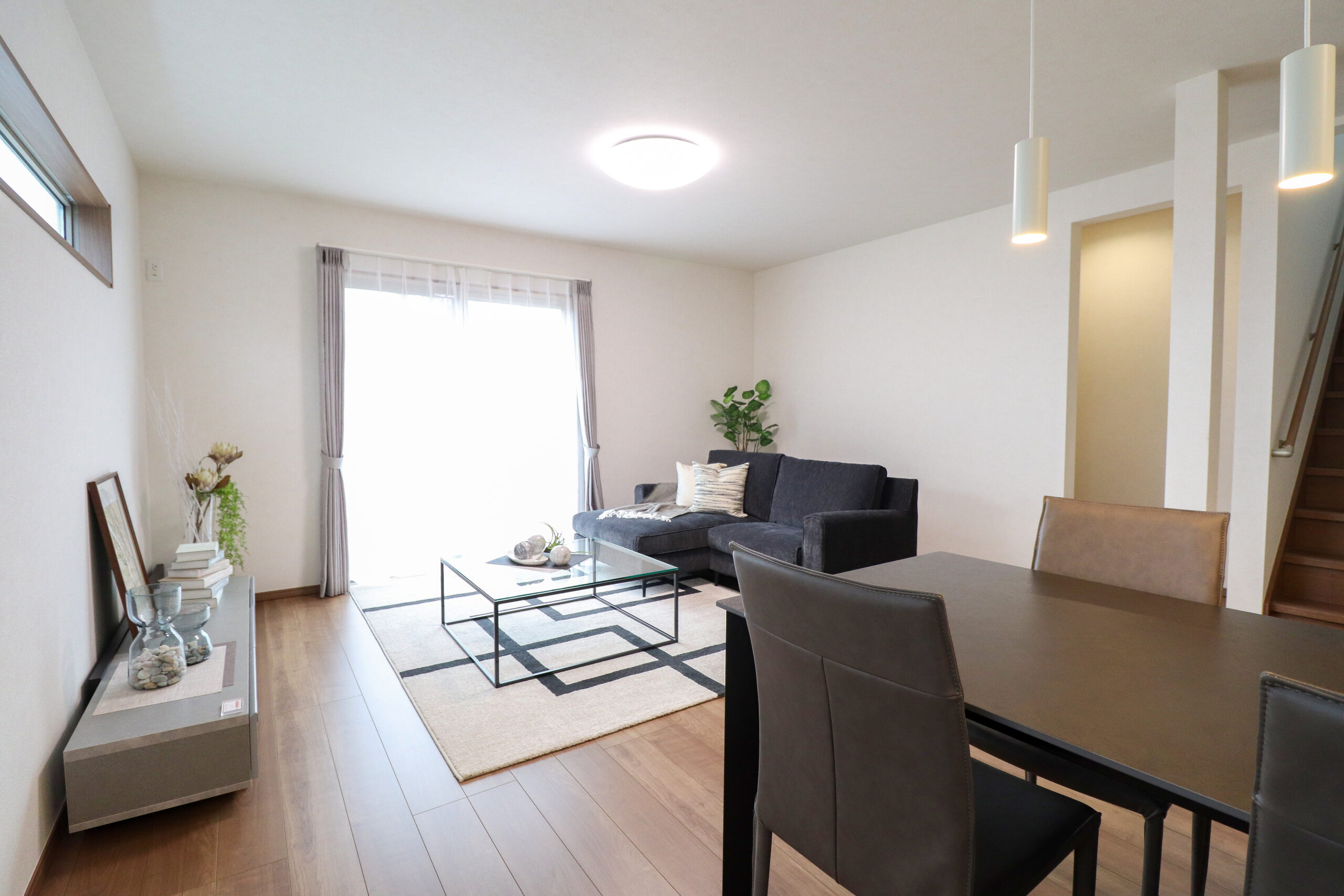 全室2面採光の明るい調べ。光と風が、家族の絆を育む場所。